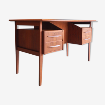 Danish writing desk with drawers and a compartment, 1960