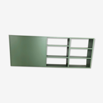 Green Console with shelfs