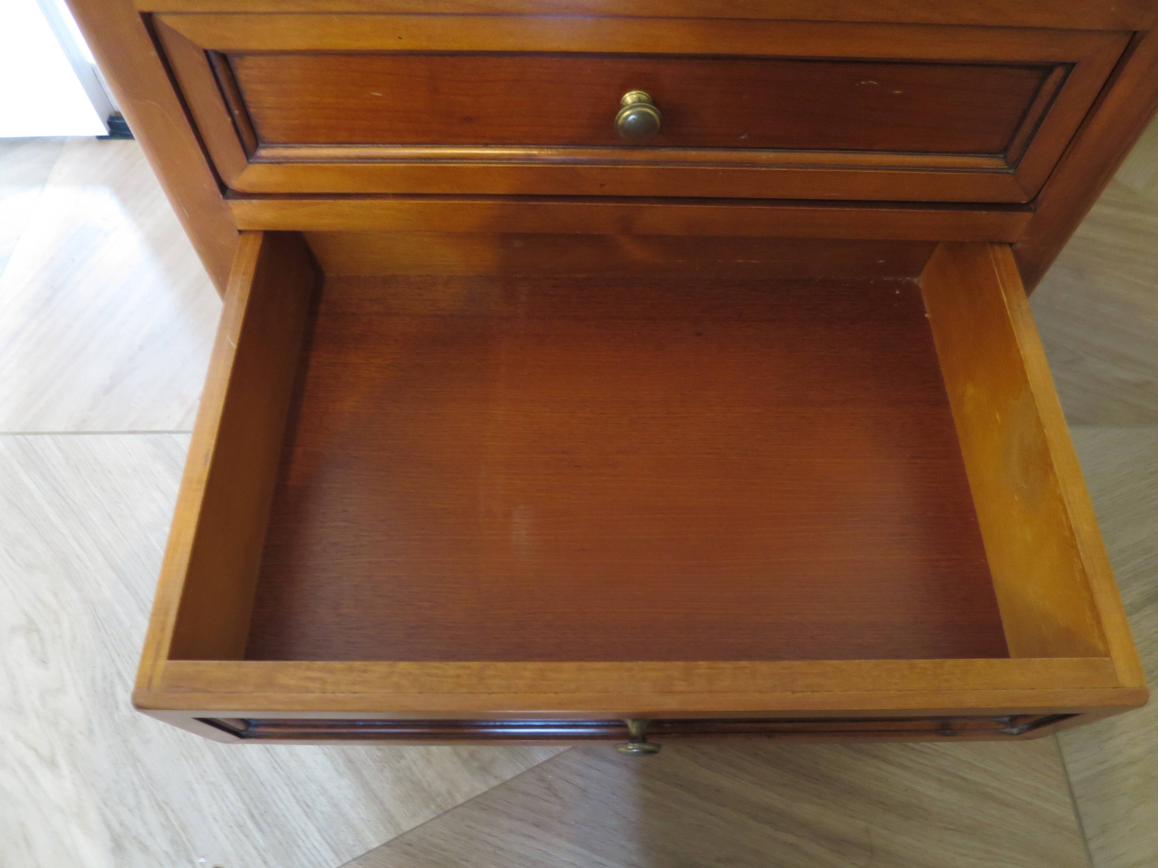 Rare Louis Philippe chest of drawers with 7 drawers from the 80s in cherry wood