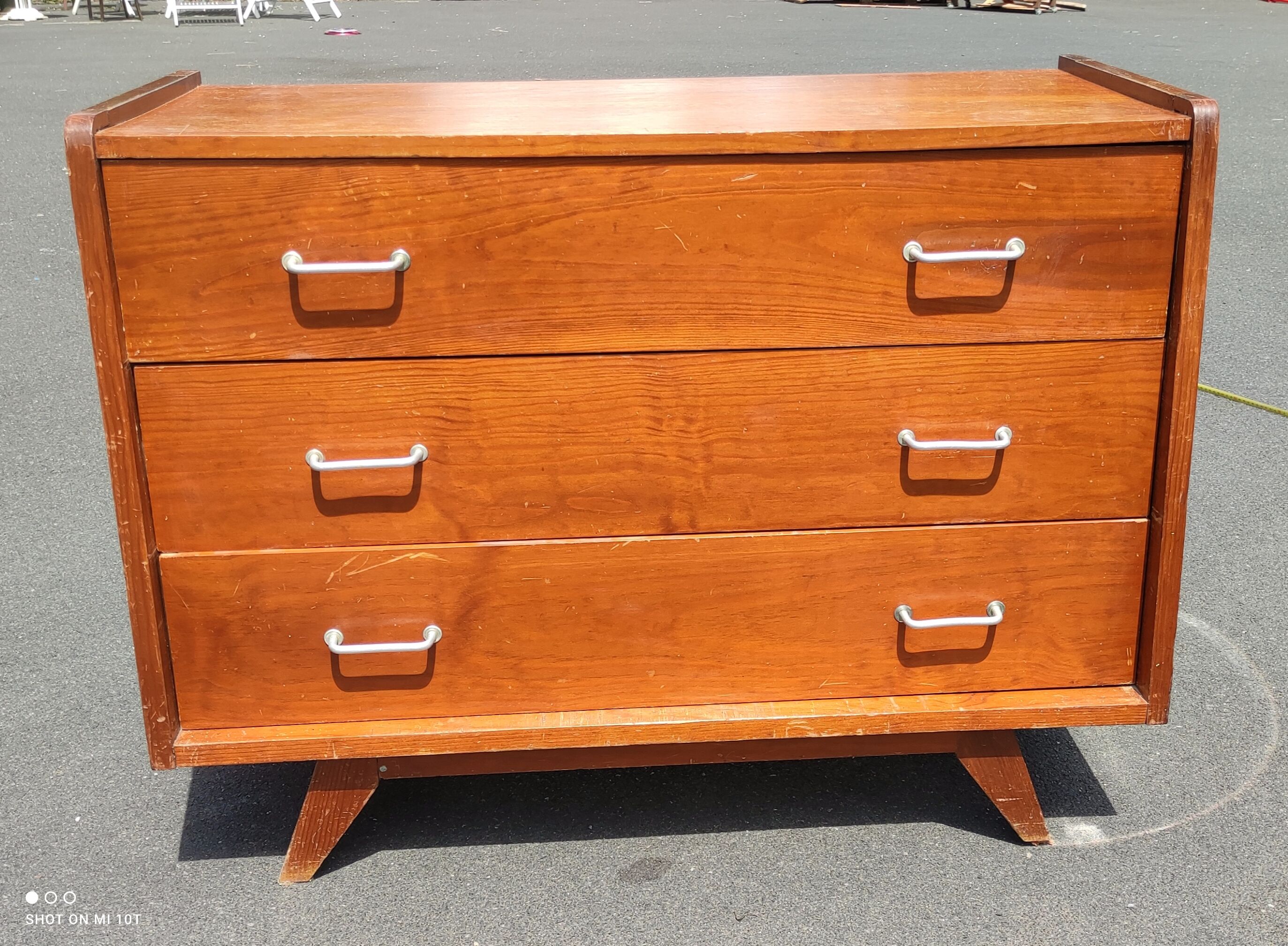 Commode vintage pieds compas