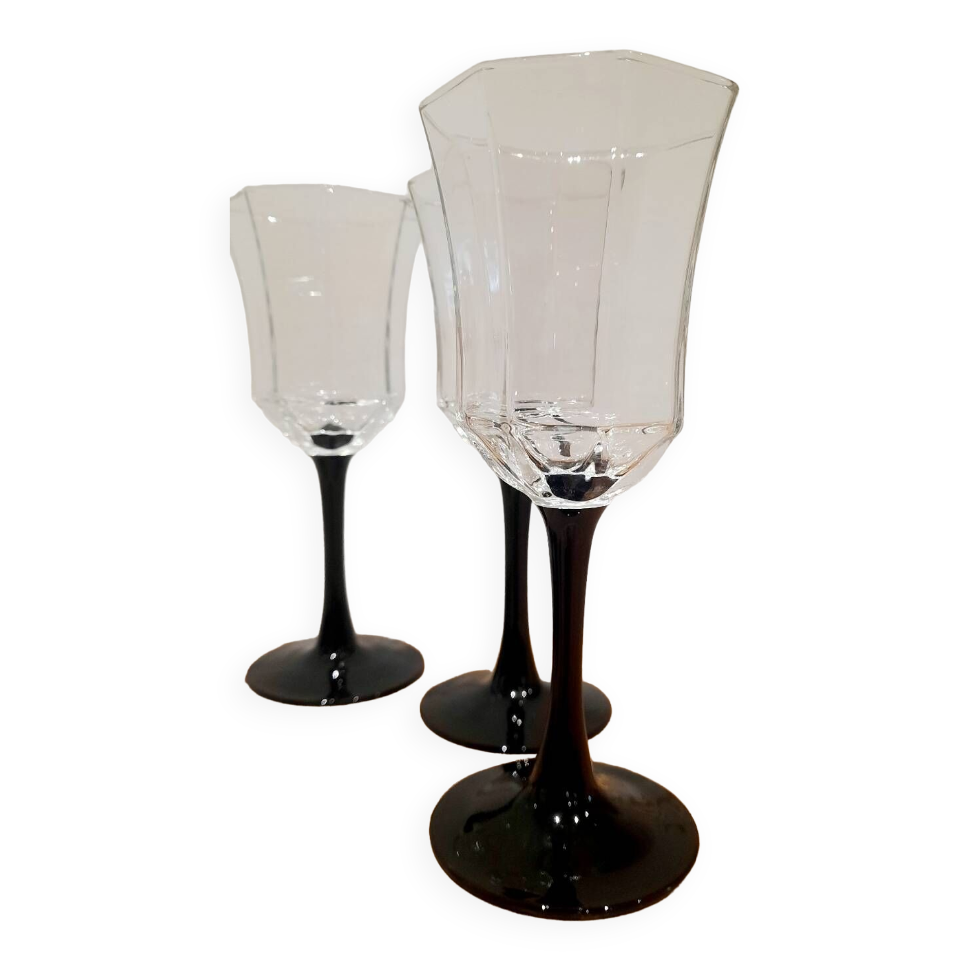 Black Luminarc stemmed glass