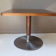 Table basse au design allemand