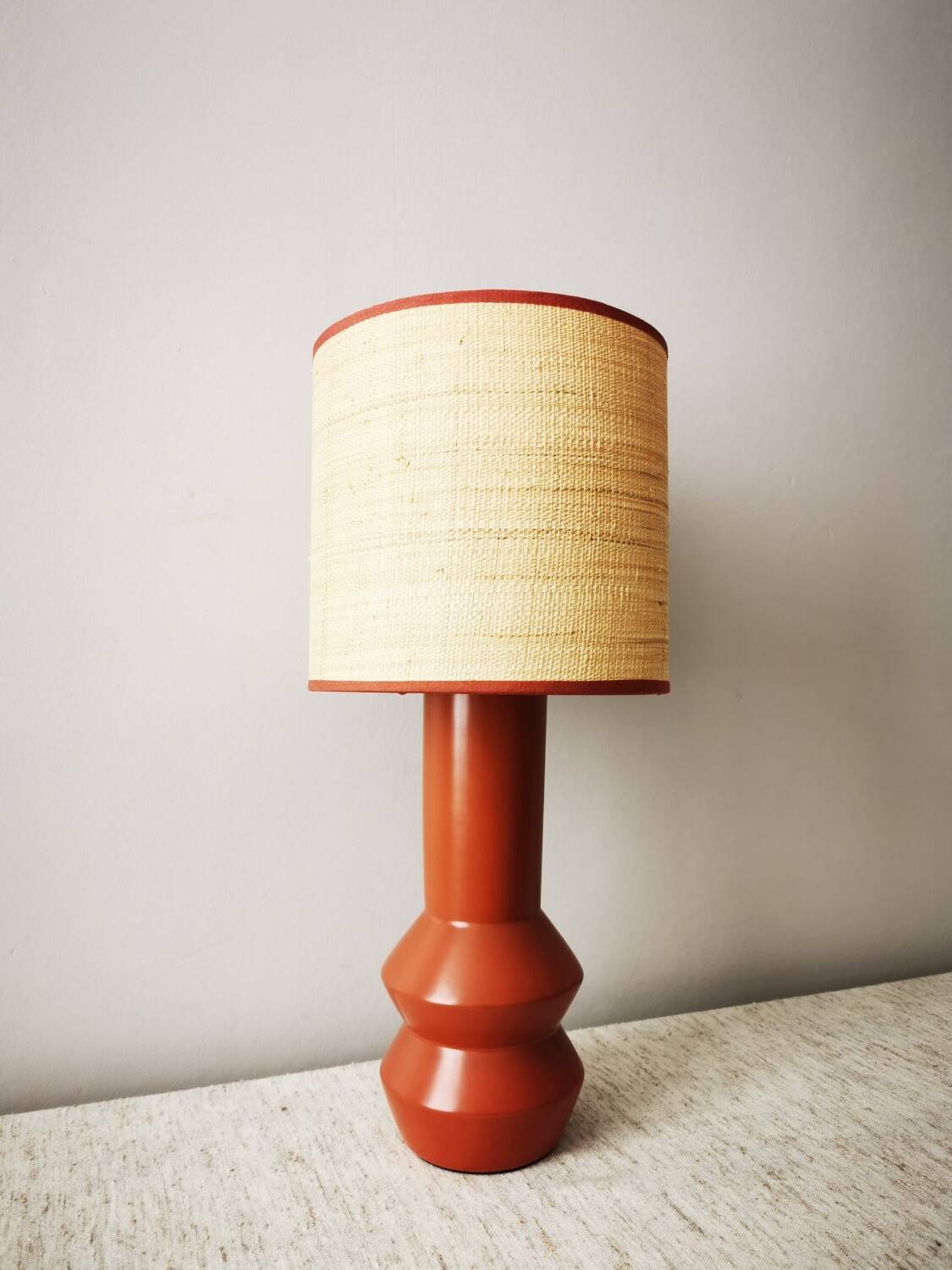 Ceramic table lamp