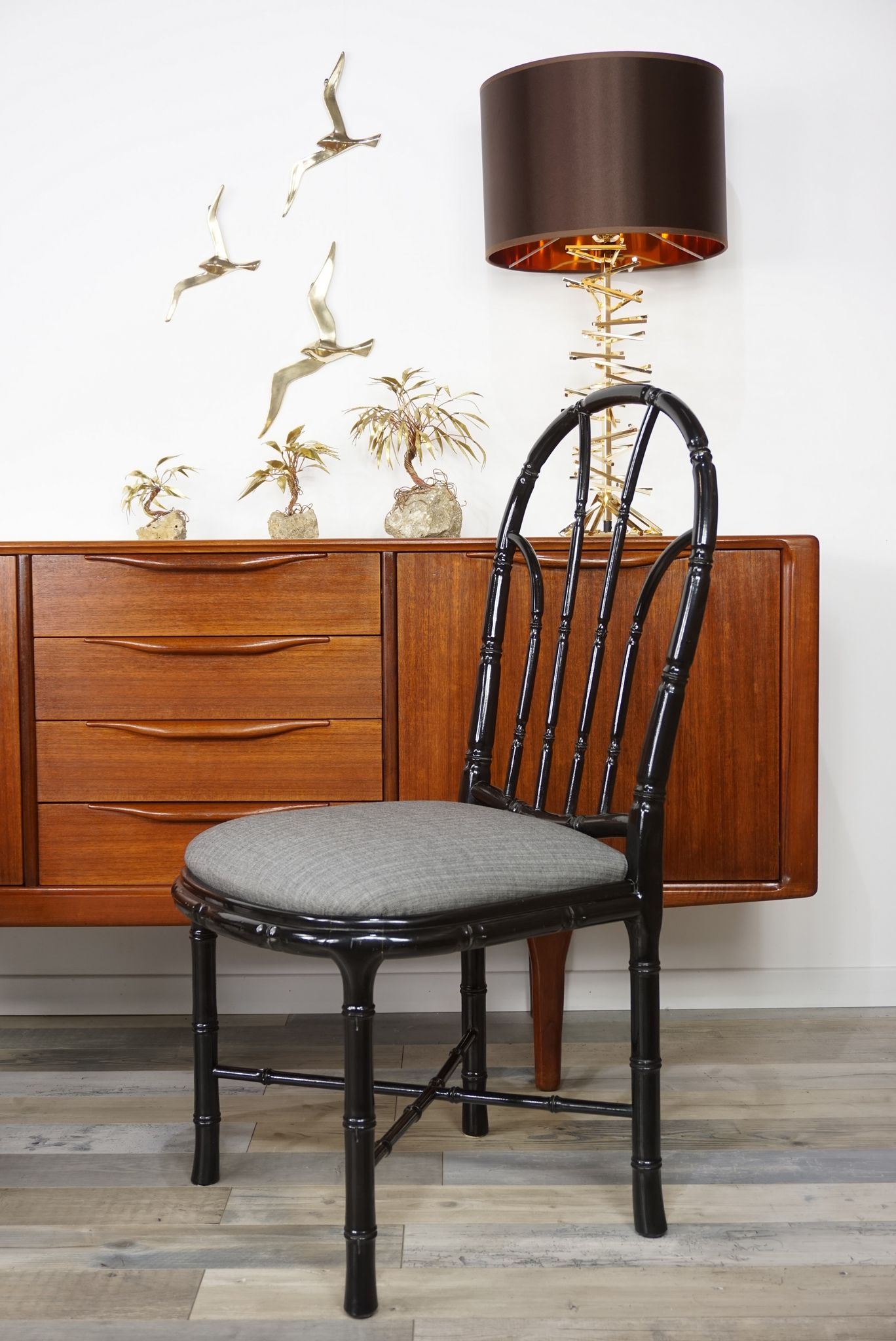 Lot of 4 Italian design chairs 70s - 80s in black laqué wood
