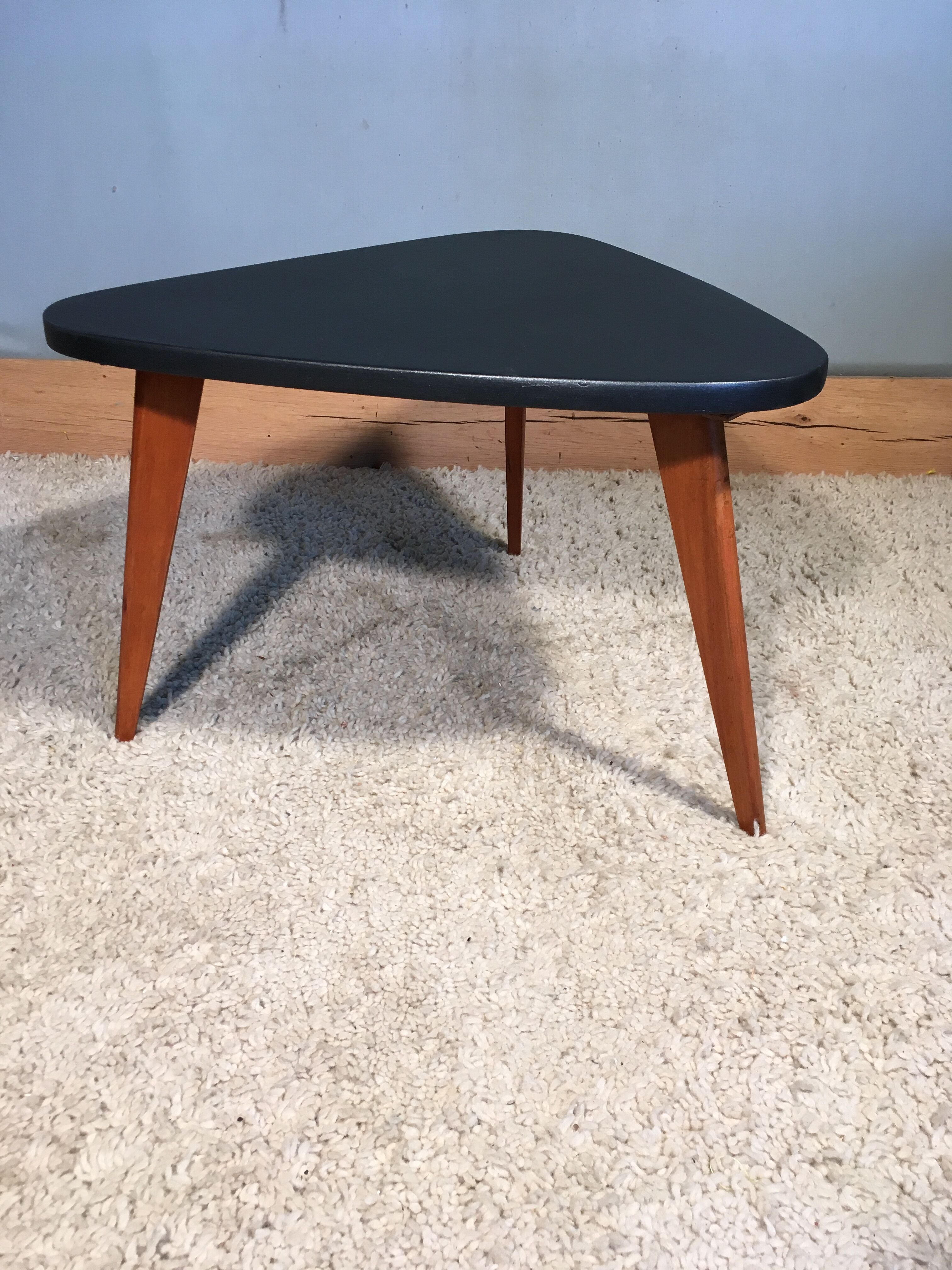 Table basse tripode 1950's