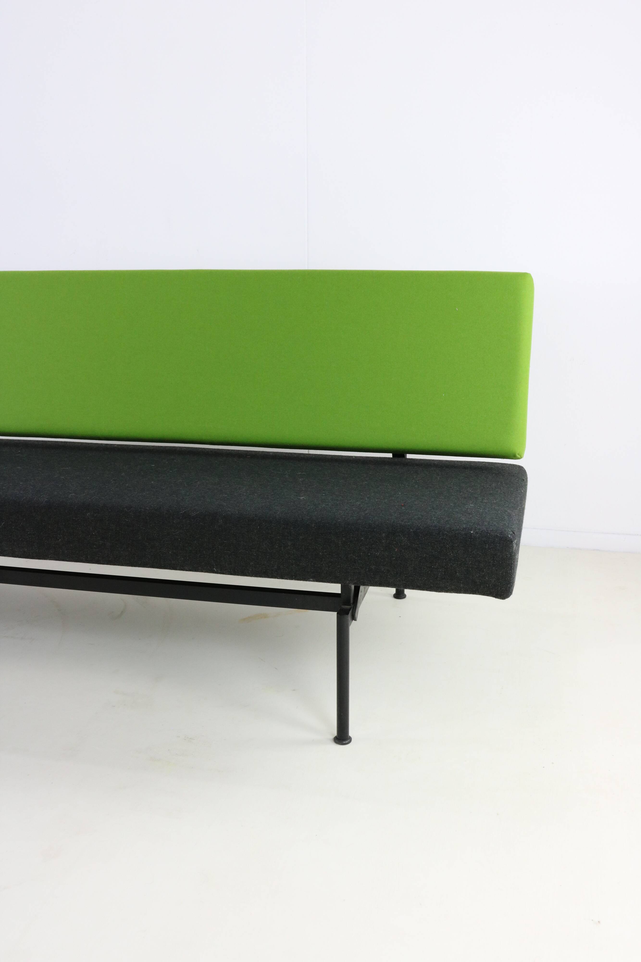 Sixties design sit/sleep sofa by Cordemeyer for Gispen Holland
