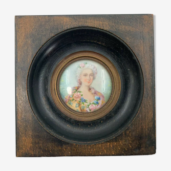 Miniature portrait of a woman from the 18th hand-painted wooden frame