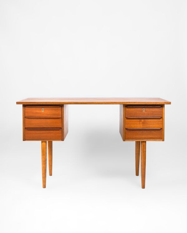 Bureau En Teck danois Du milieu Du Siècle, Années 1970, Danemark