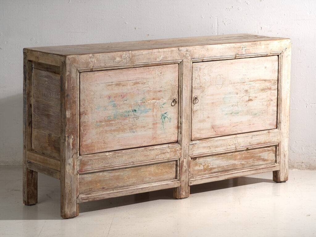 Buffet ancien peint en bois de pin – Chine, vers 1900