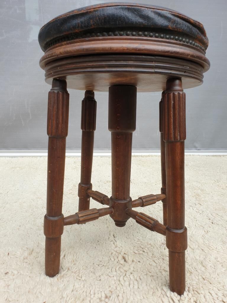 Pleyel piano stool from 1853 round leather seat
