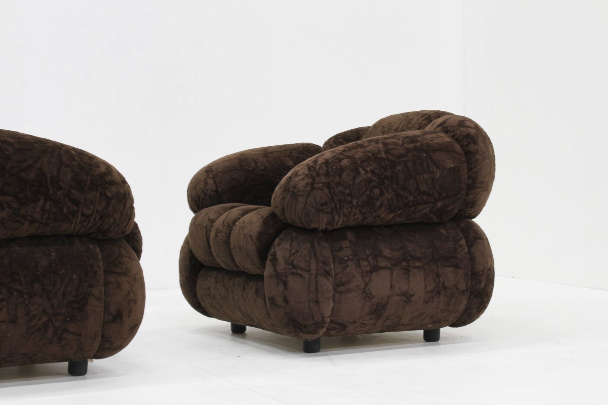 Vintage Italian armchairs brown velvet  1970s , set of 2