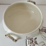 Soupière ancienne en terre de fer – décor "Marguerite", Grand Dépôt Paris