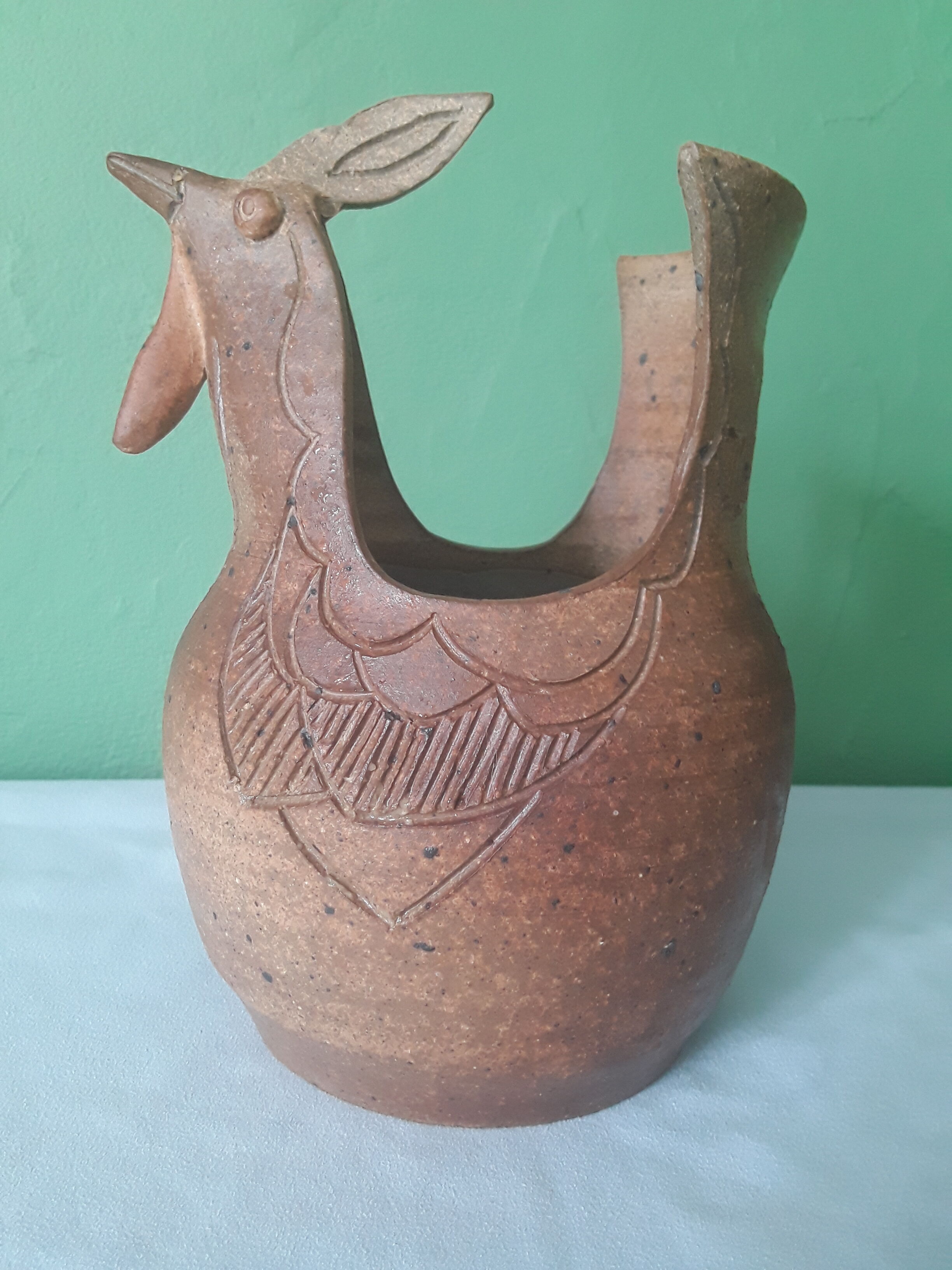 Vintage stoneware hen