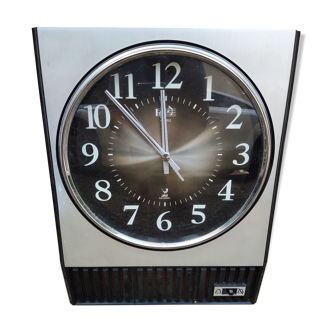 Jaz wall clock