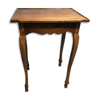 Flying or writing table in 18th century walnut