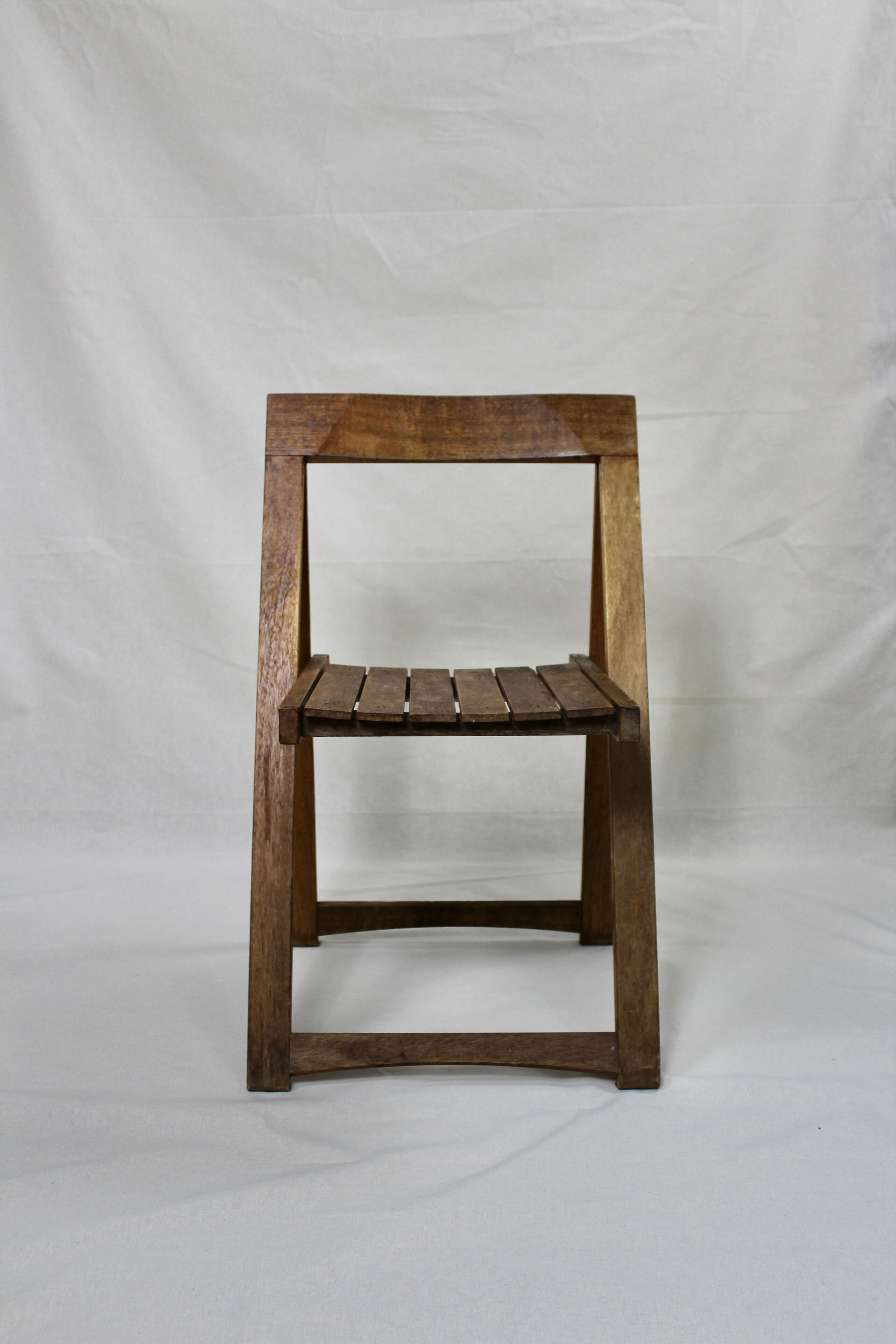 Foldable chair
