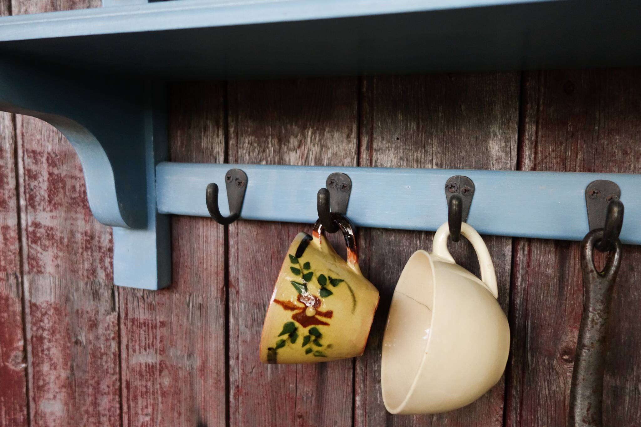 Vintage Wall Mounted Plate Rack - Rustic Plate Holder