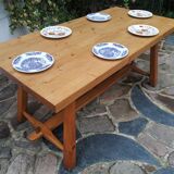 Table chalet feet compass