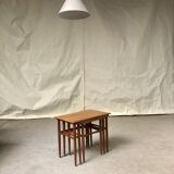 Tables gigognes danoises par Kai Kristiansen