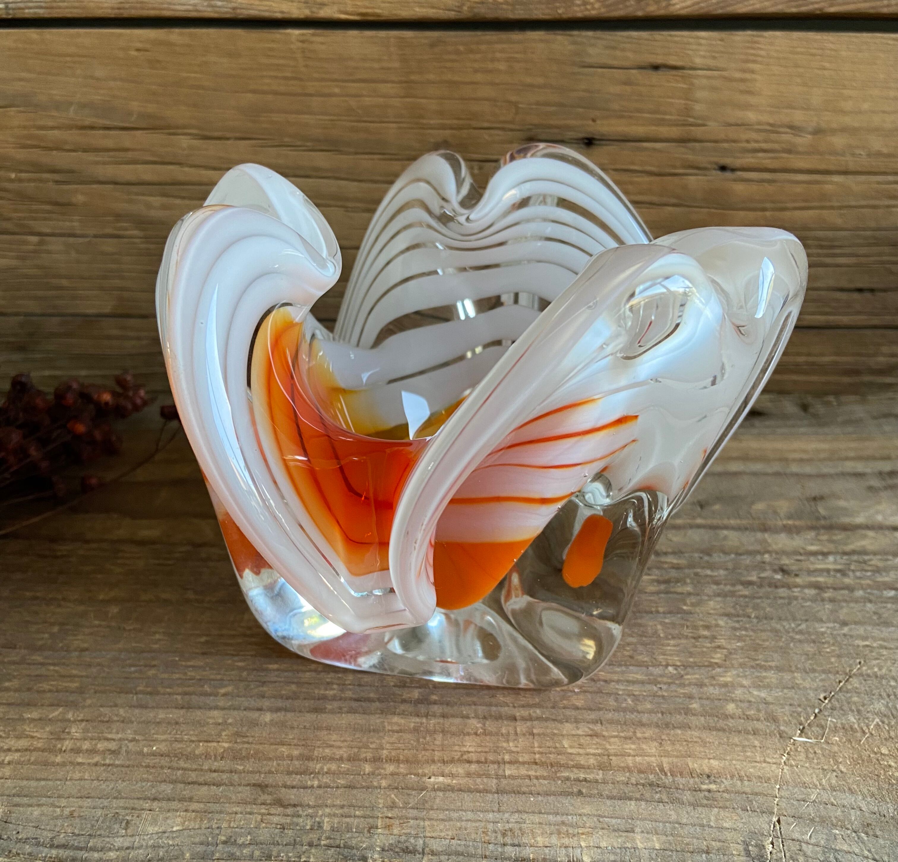 Empty vintage pocket in blown glass