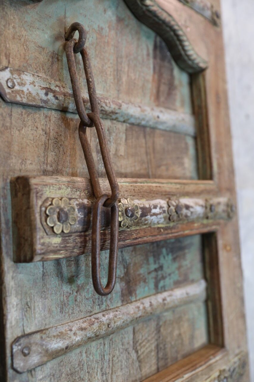 Double leaf Indian door