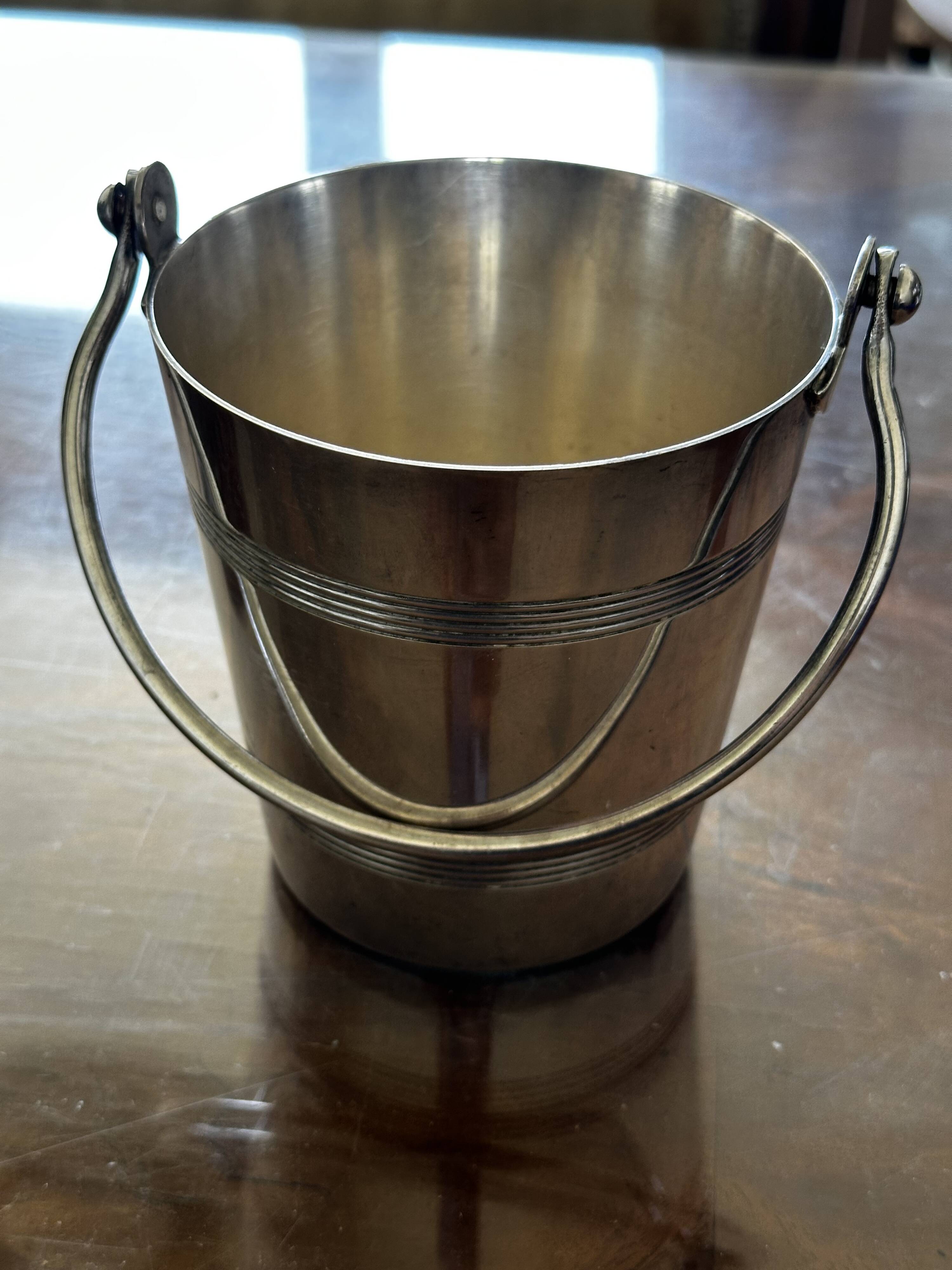 Ice bucket, 1930s period, silver-plated metal, 11 cm high