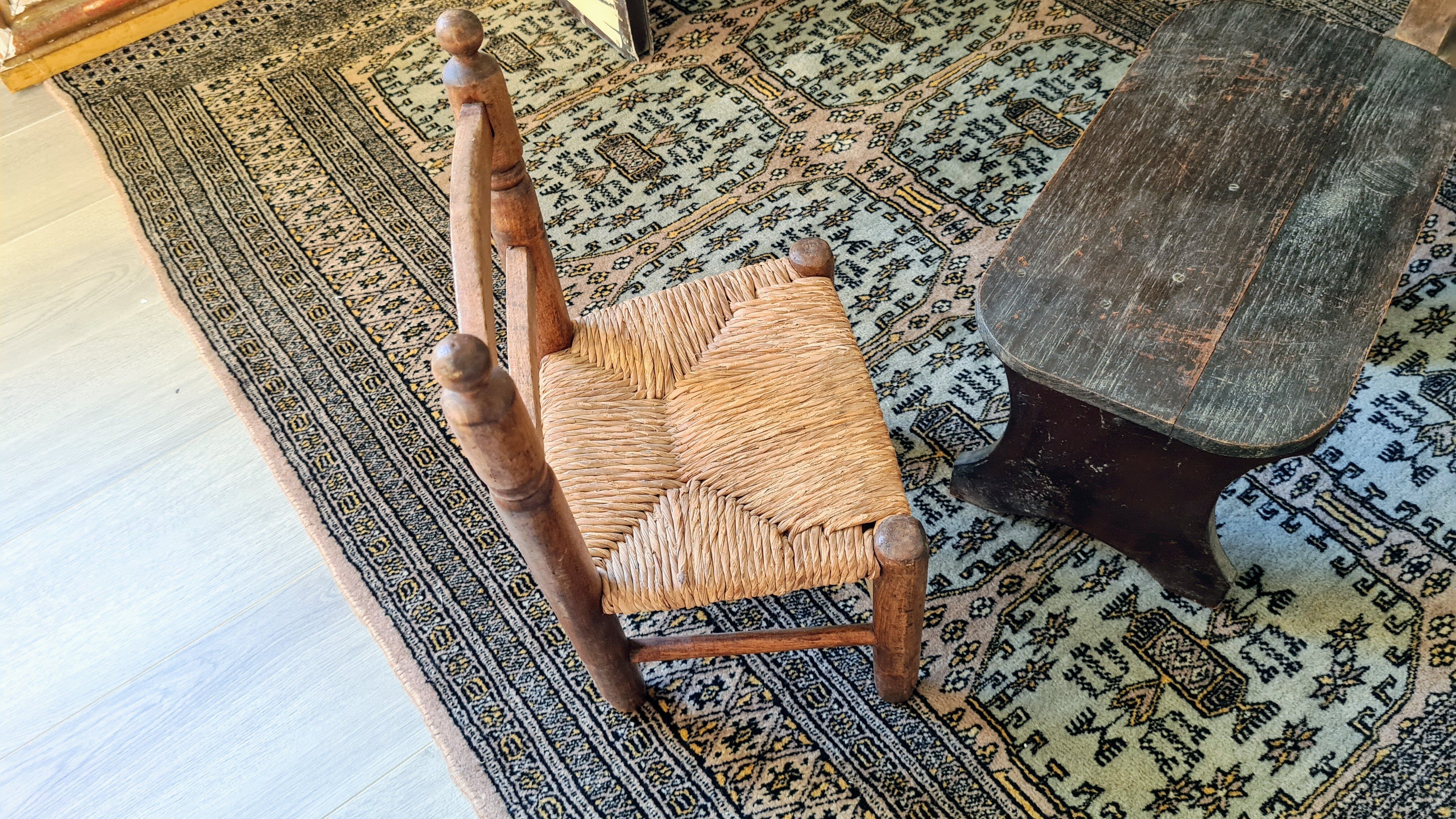 Chaise enfant campagnarde paillée