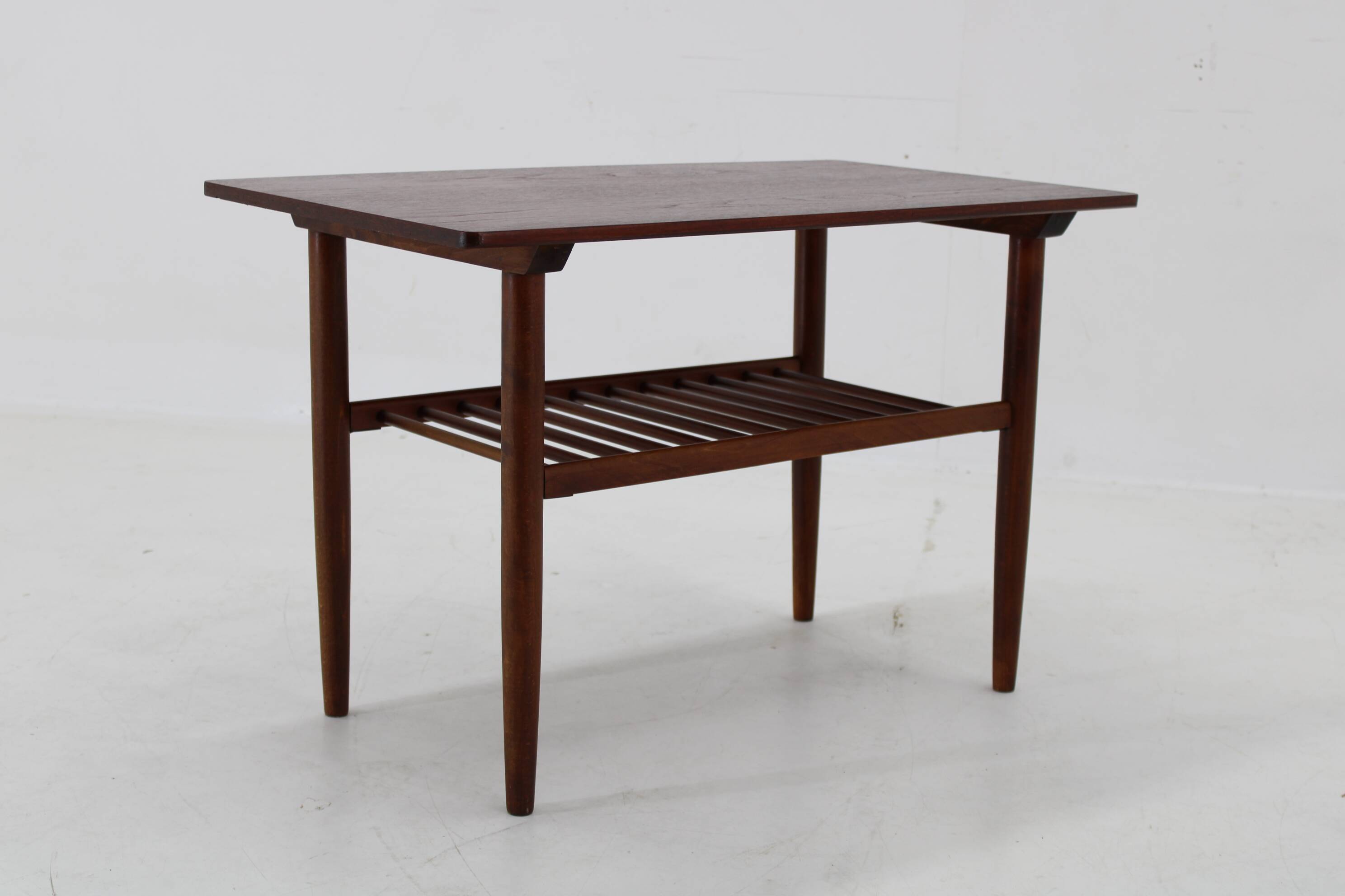 Table basse danoise en teck des années 1960