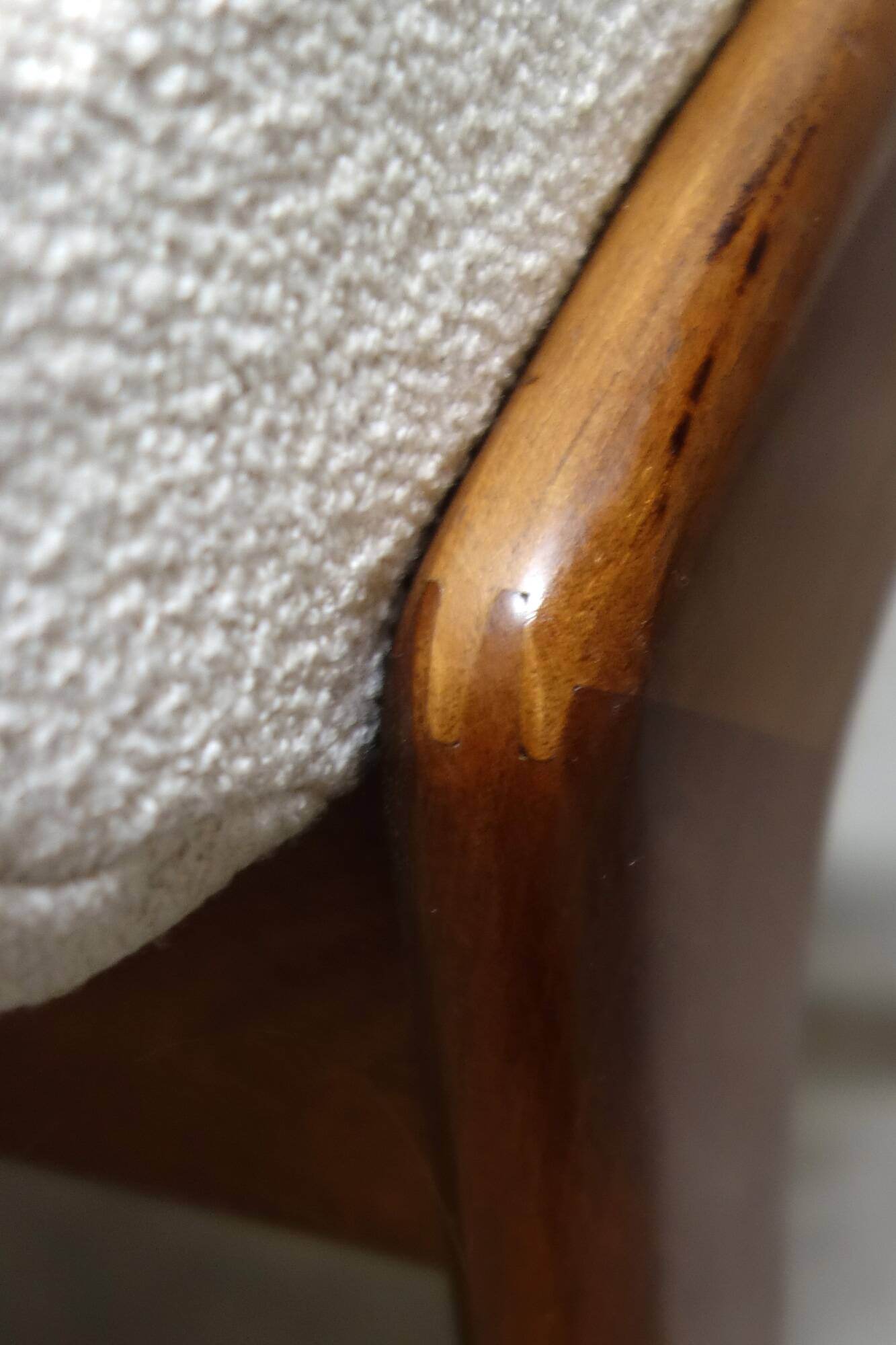Paire de chaises scandinaves restaurées années 70