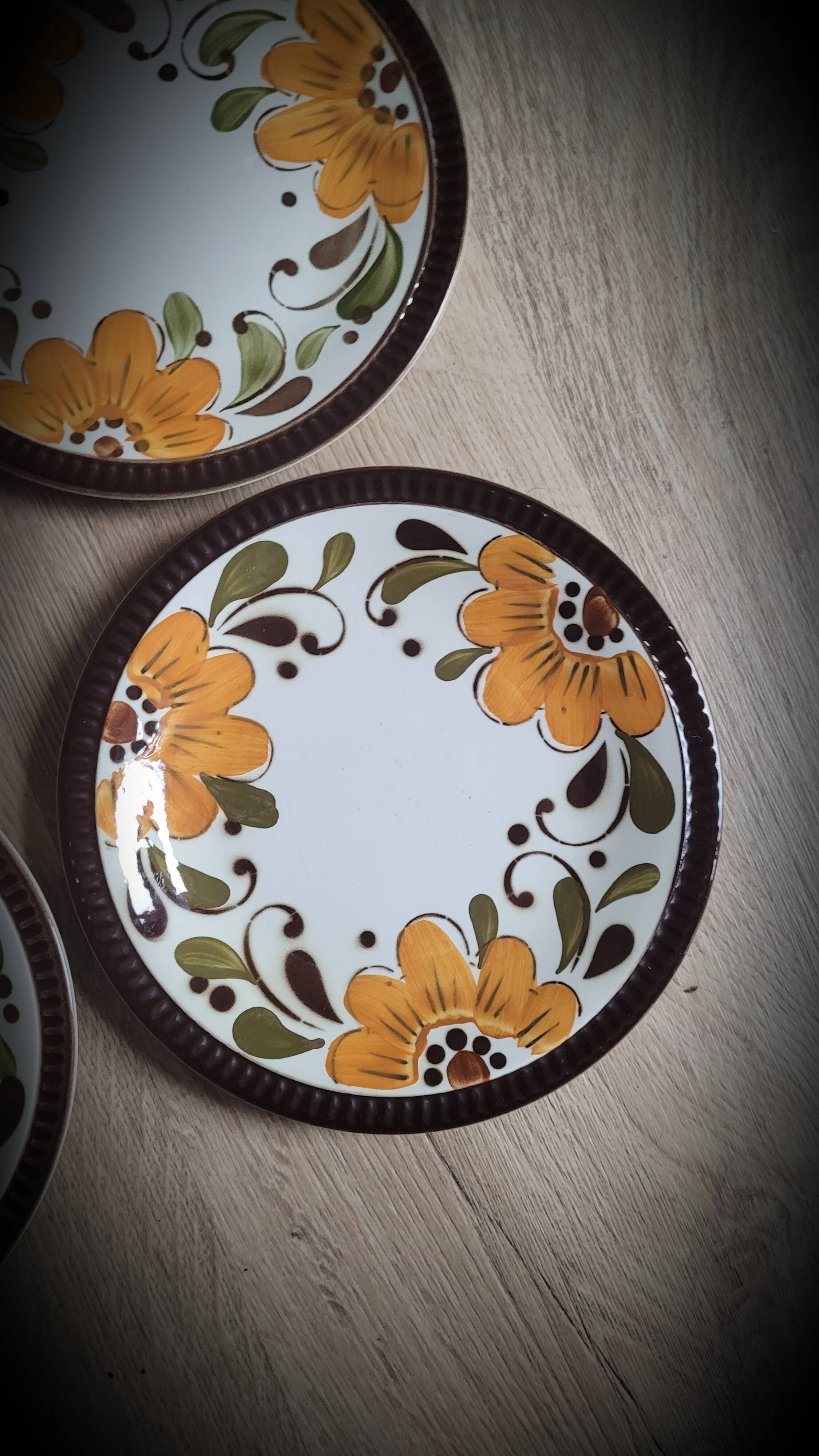 Set of 6 Boch Paradisio plates