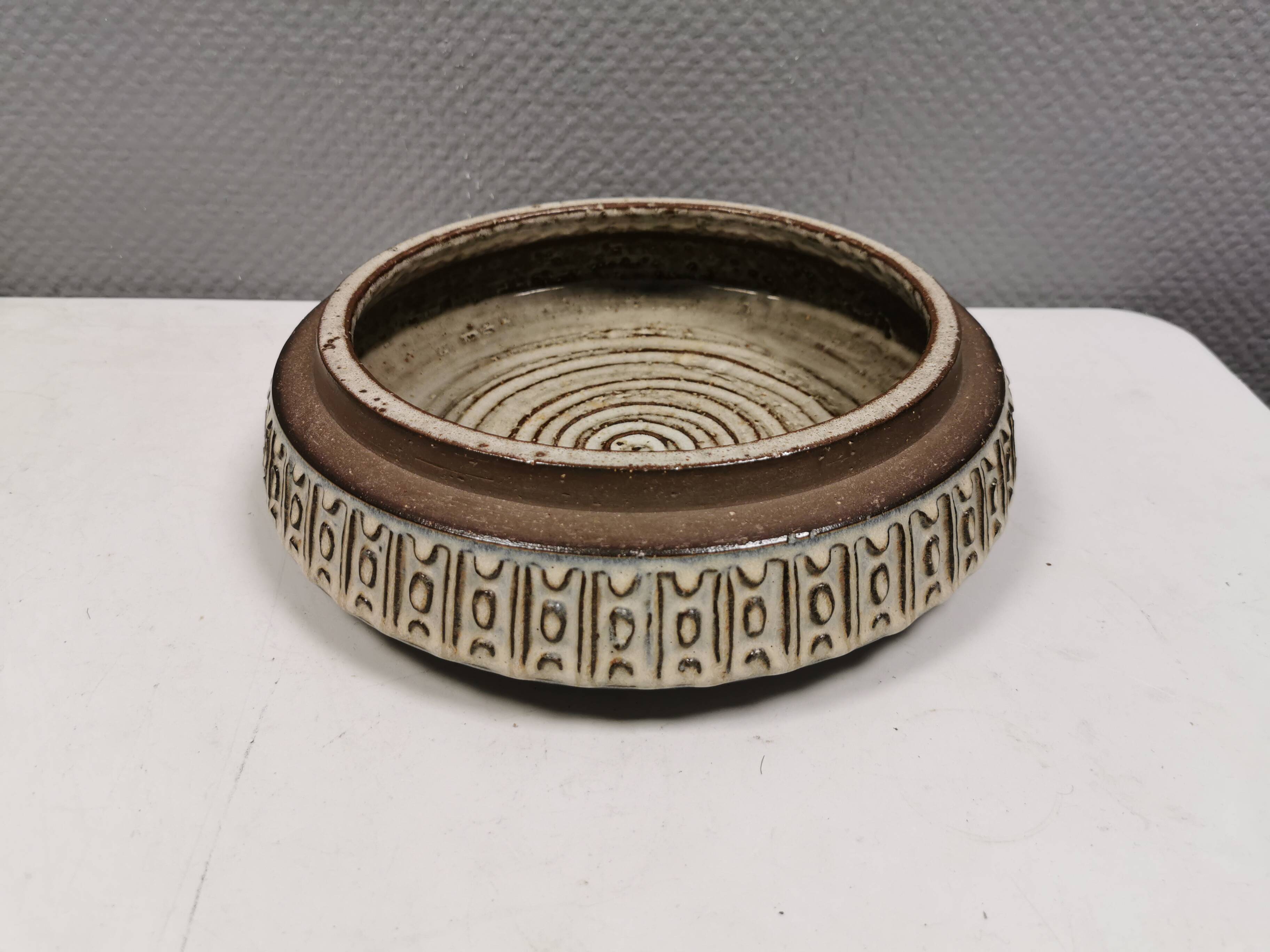 Large dish from Danish Michael Andersen 1970-80s. Stamped (The three fish)