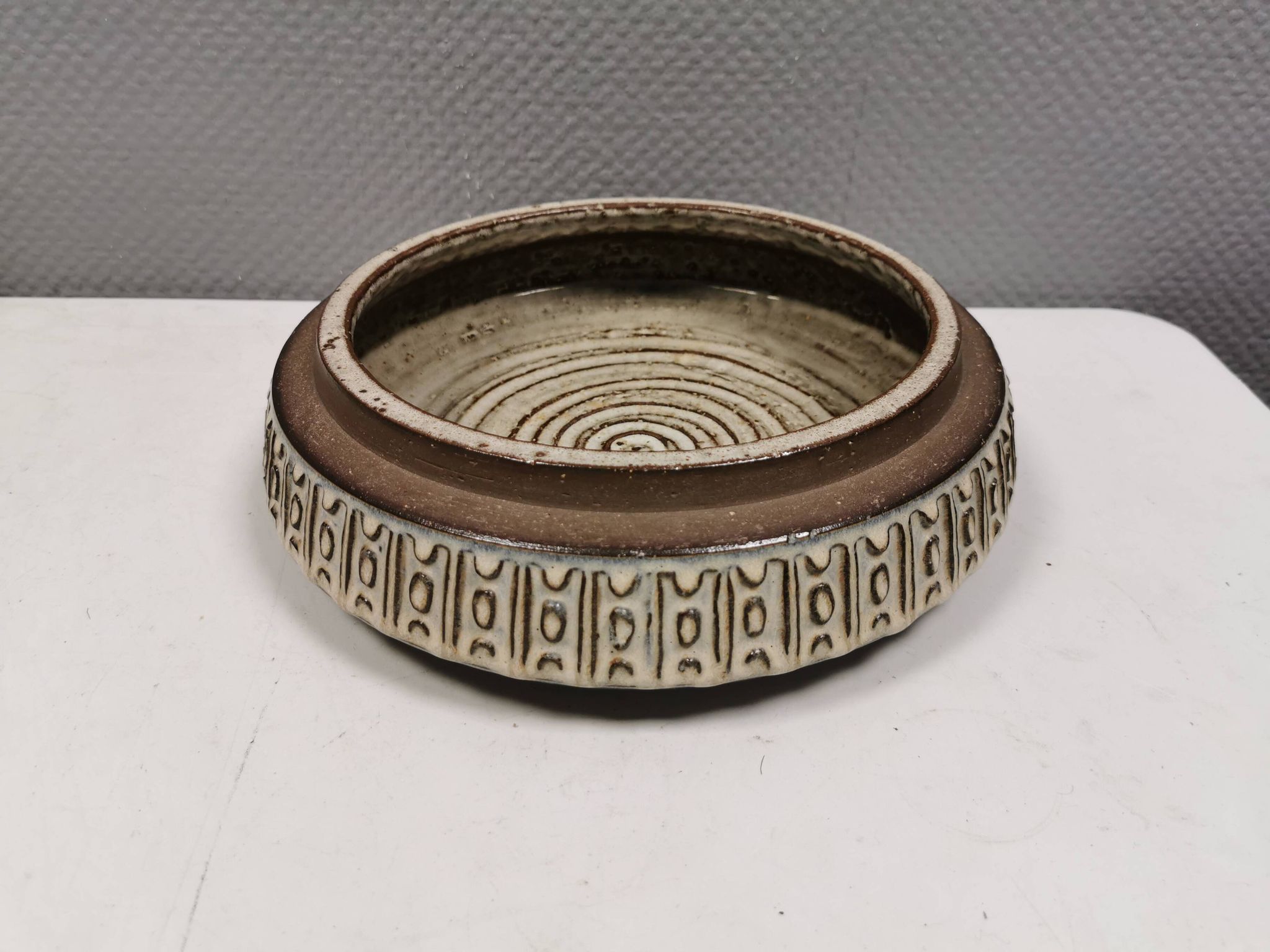 Large dish from Danish Michael Andersen 1970-80s. Stamped (The three fish)