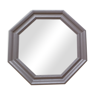 Bevelled octagonal mirror