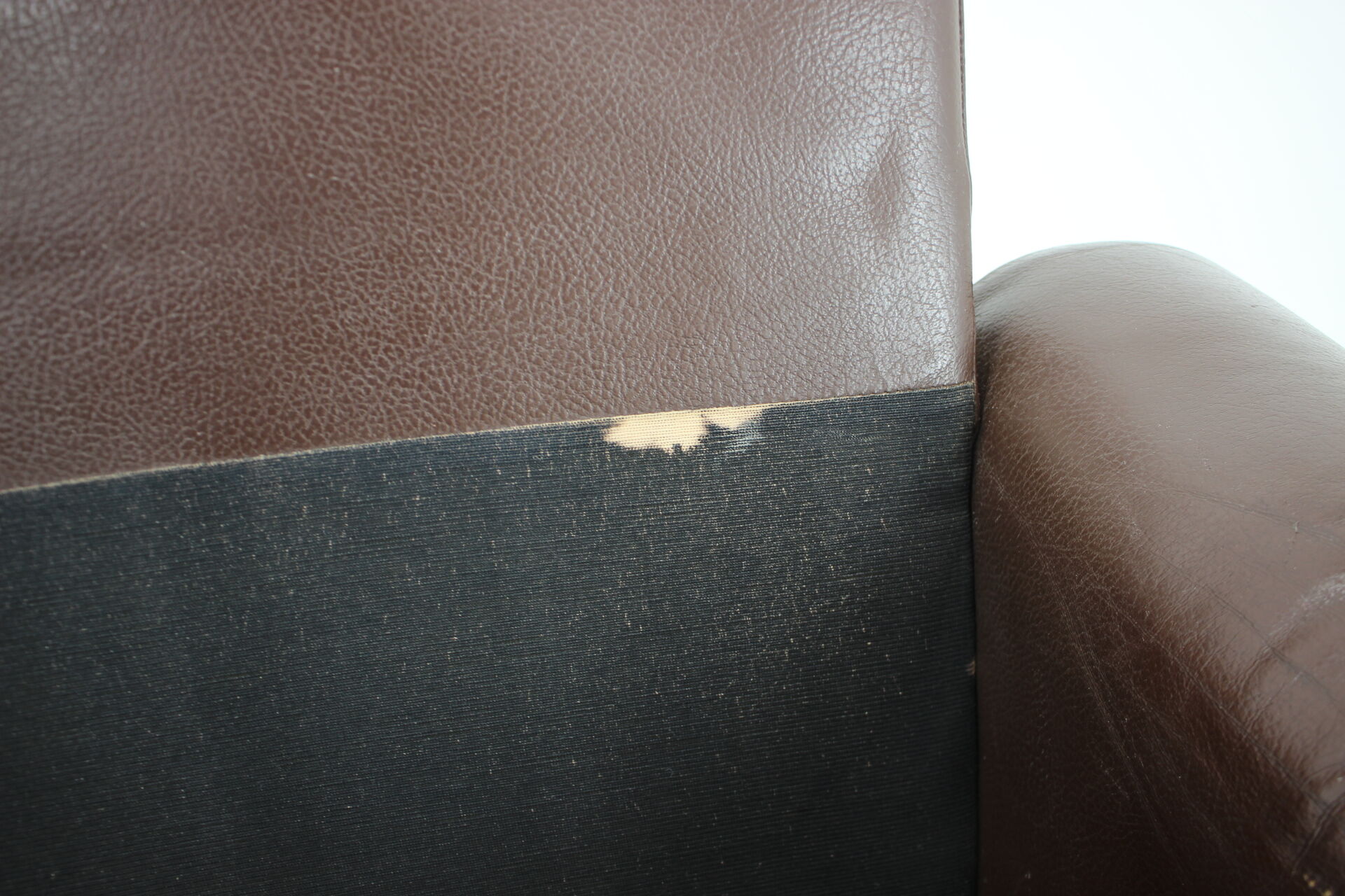 Fauteuil en cuir brun danois des années 1970, Danemark