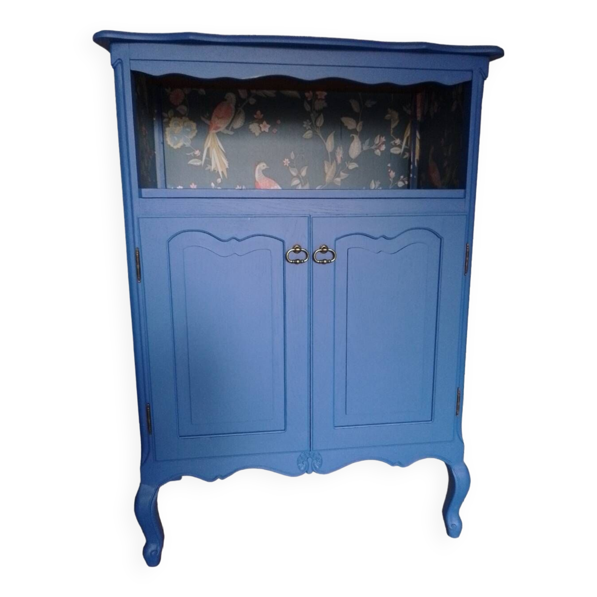 Restored kitchen furniture