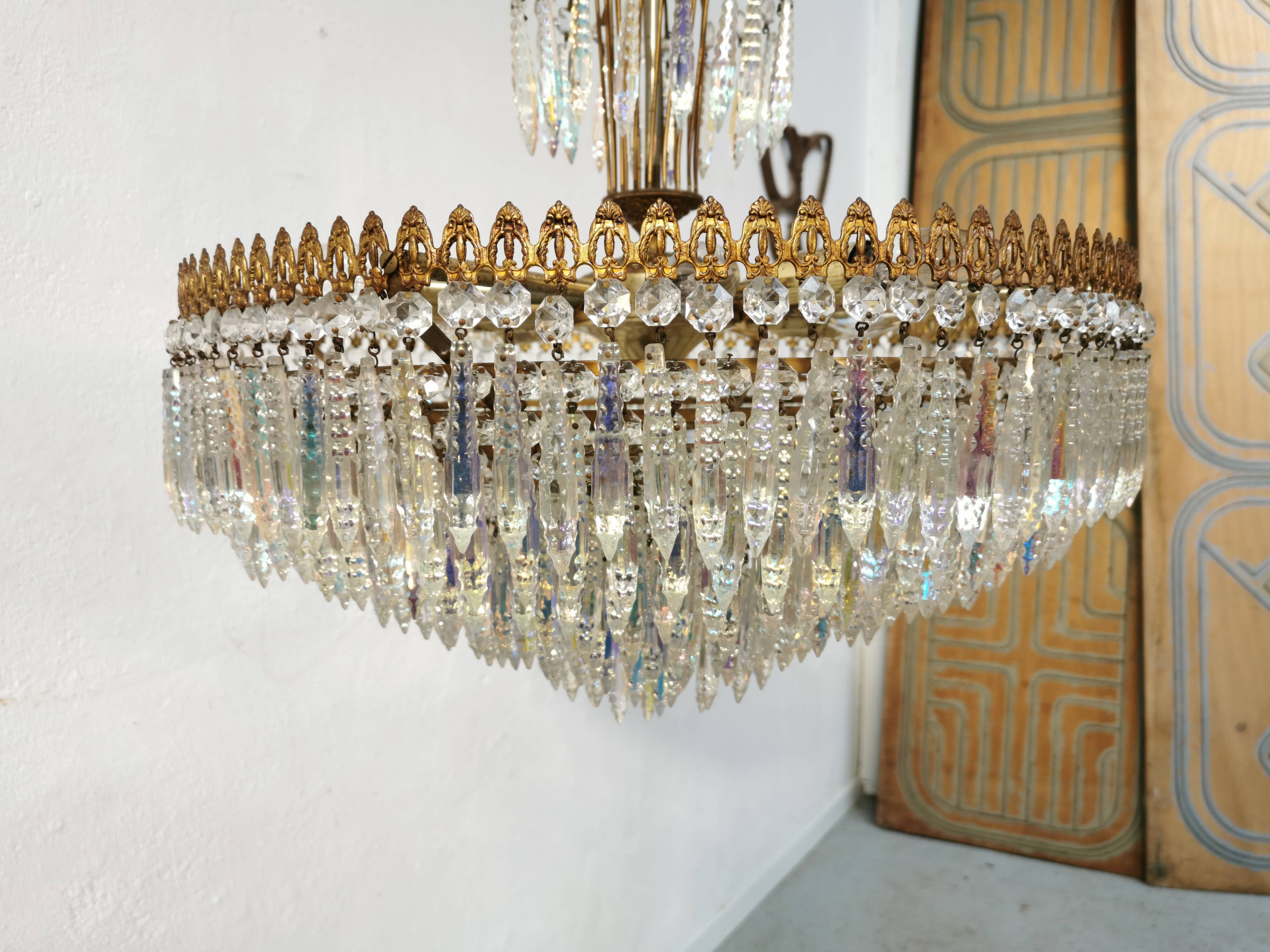 Vintage chandelier 8 lights and brass