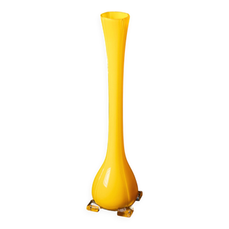 Yellow Art Deco Vase – Slender and Elegant