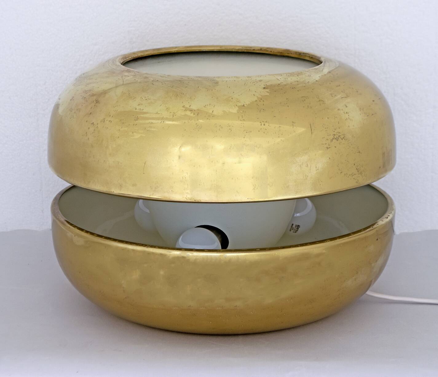 Luciano Frigerio Italian Table Lamp Vibrated Brass "Ballata Alta", 1974