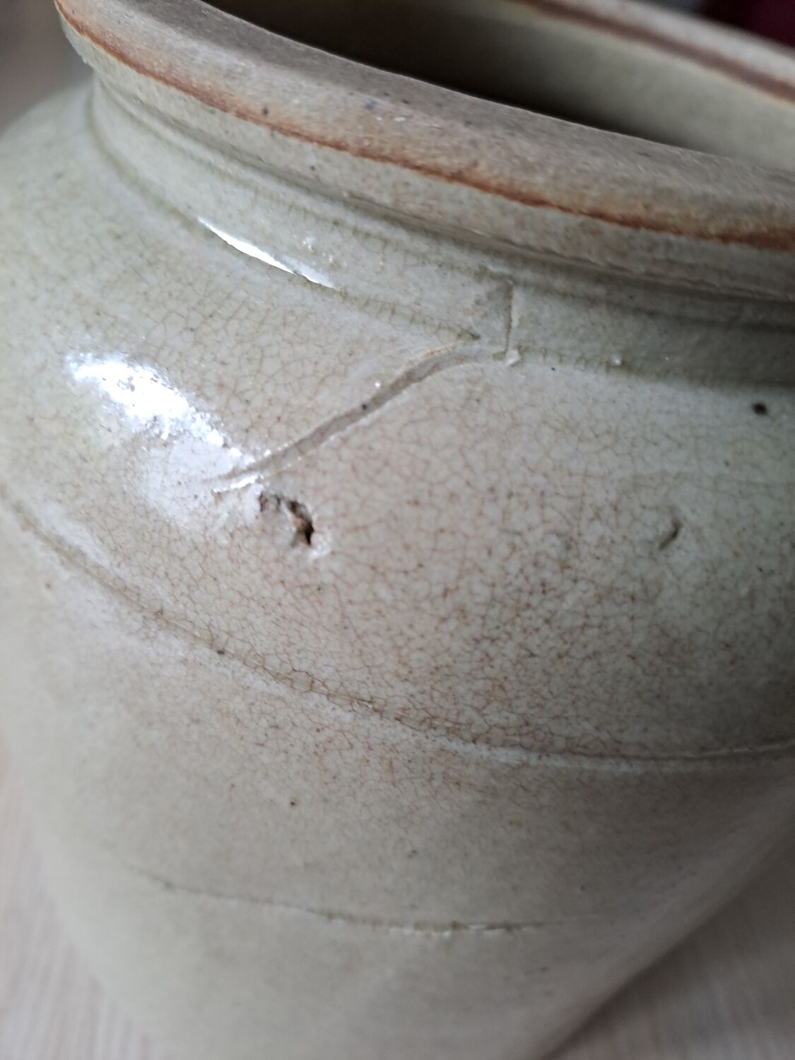 Varnished stoneware pot