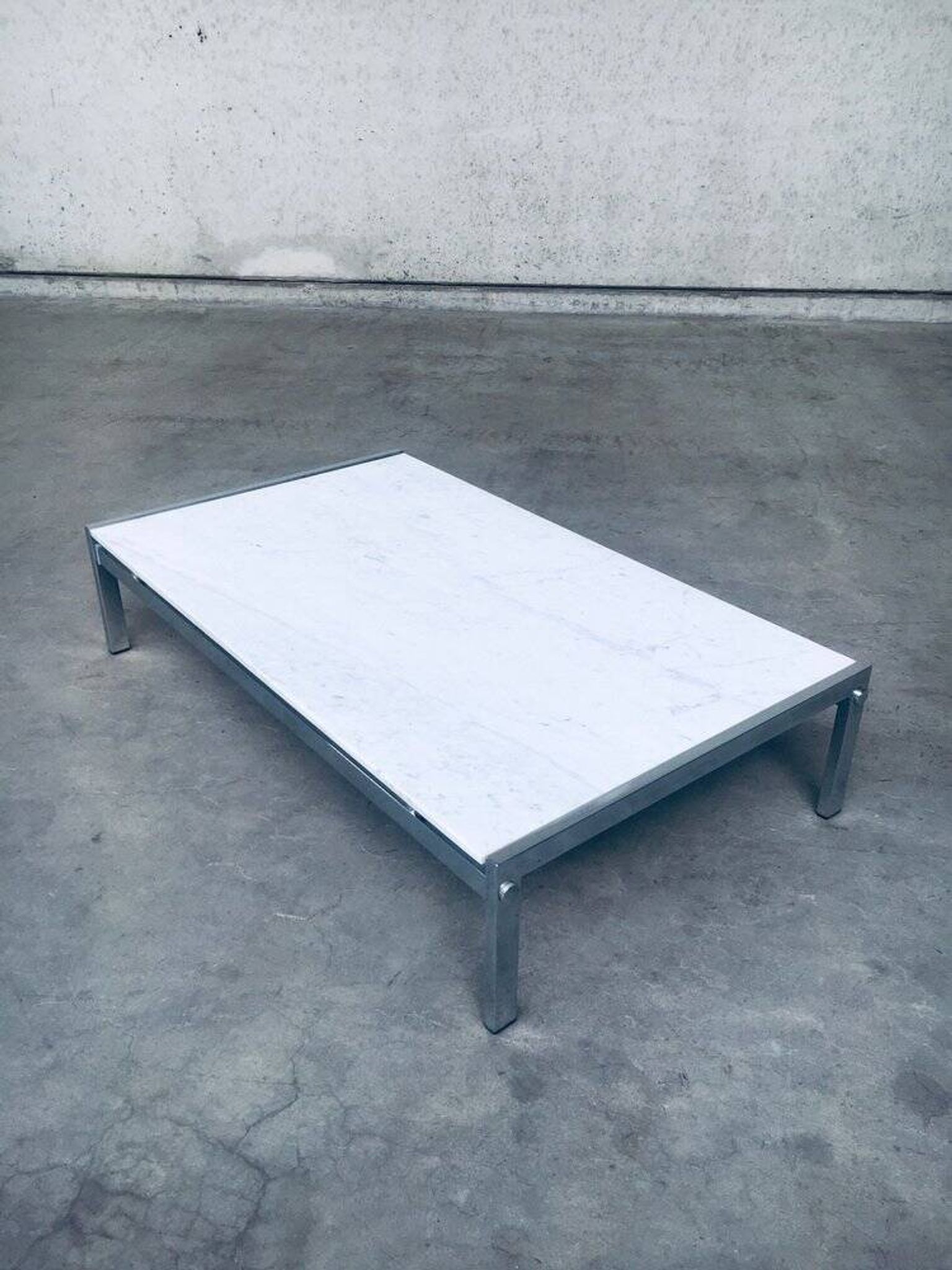Postmodern Italian Carrara Marble Low Coffee Table, 1970s