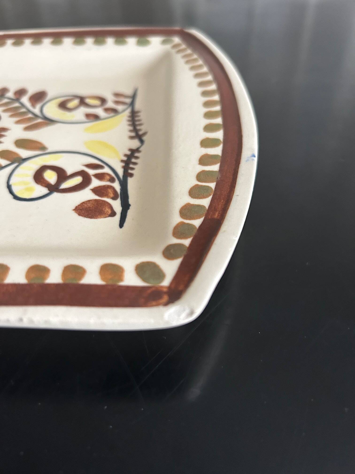 Henriot Quimper cake plate