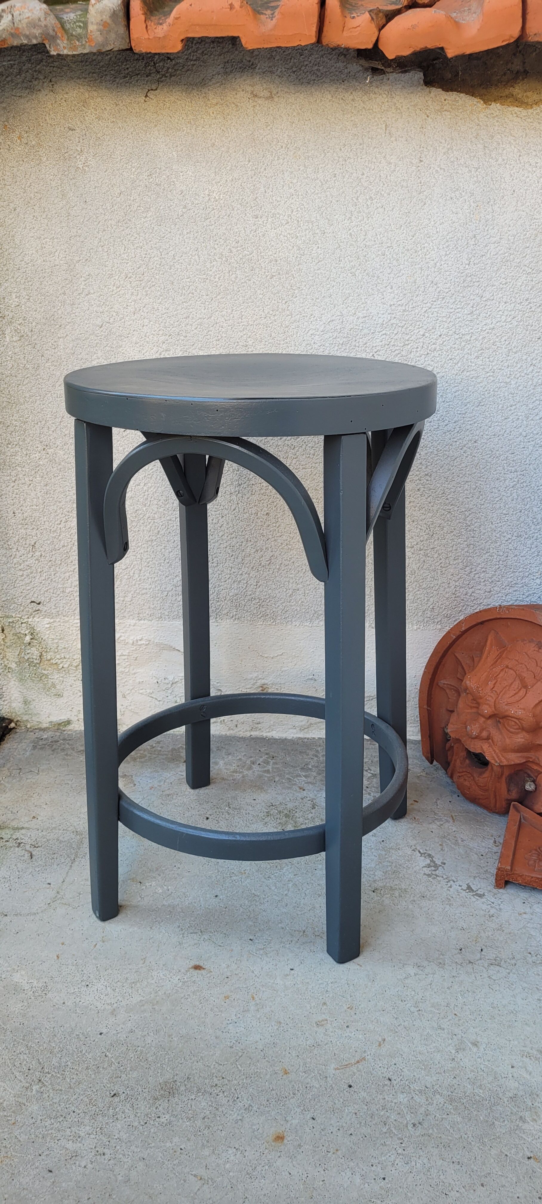 High stool