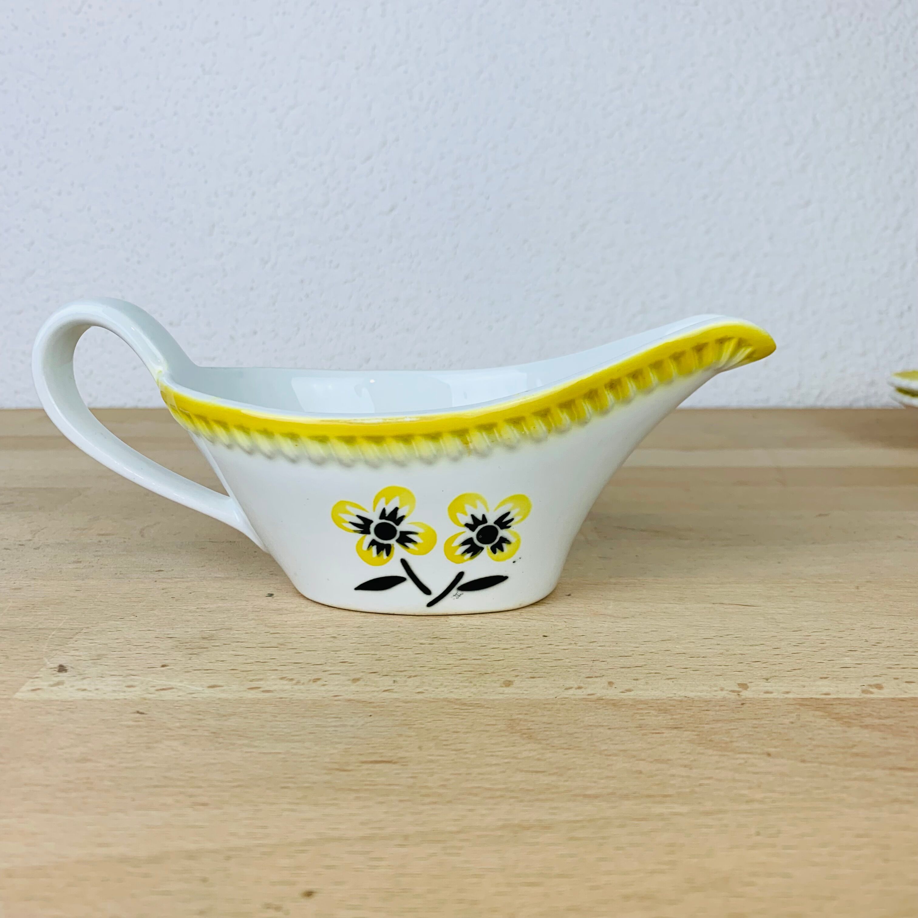 Saucer and two raviers vintage earthenware