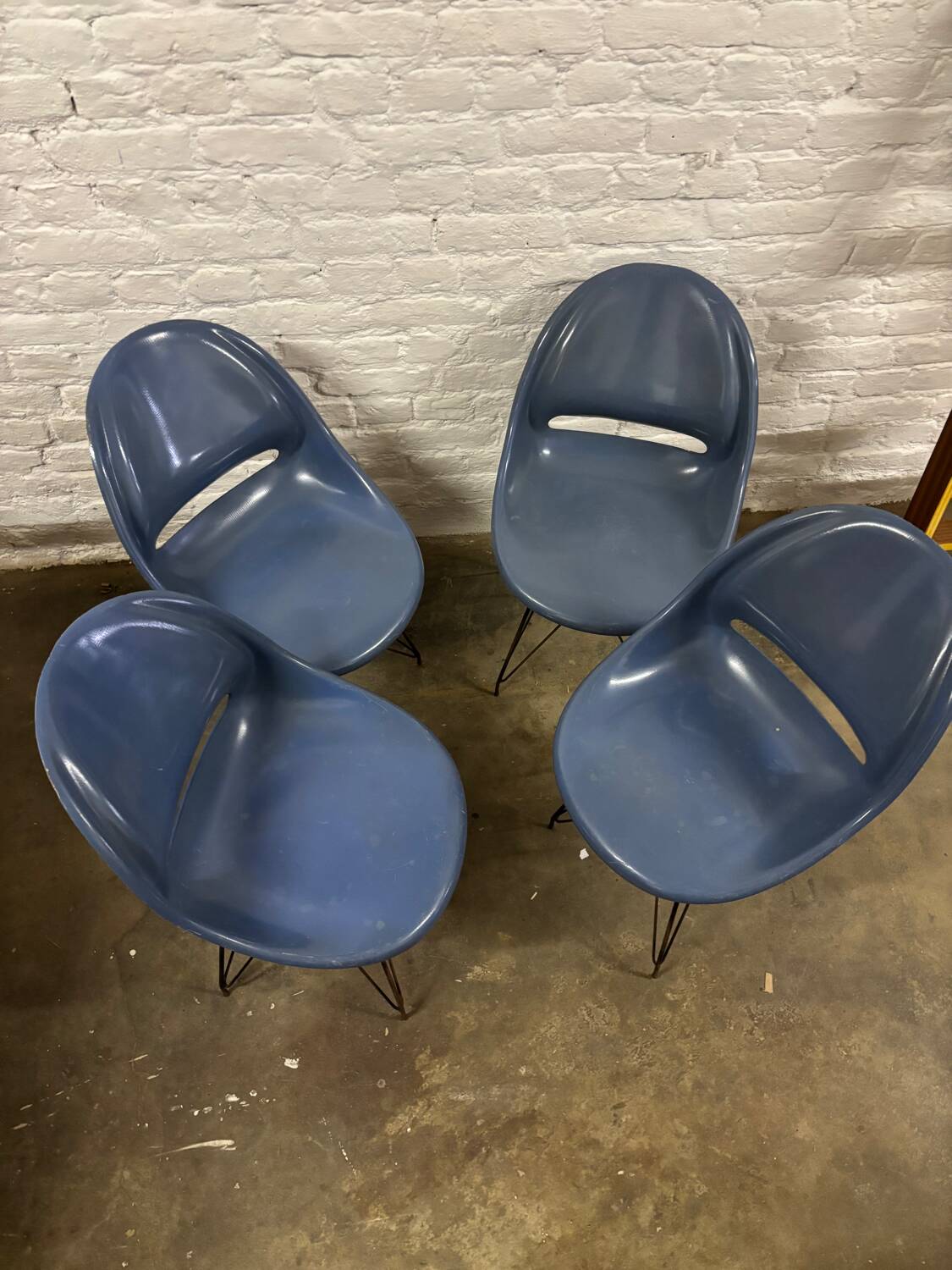 Miroslav Navratil chairs