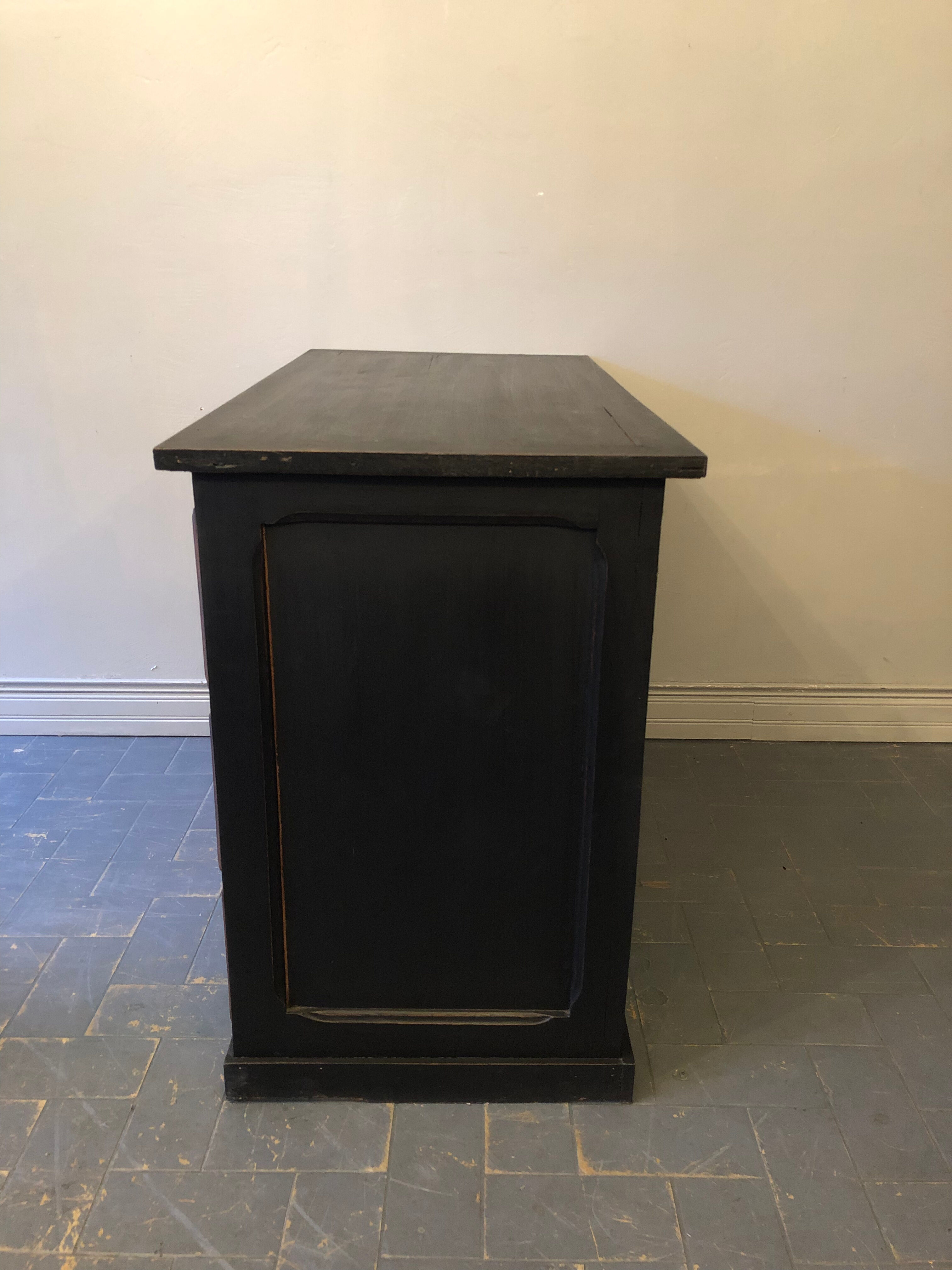 Antique store counter, 6 drawers