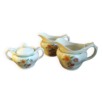 Creamers and sugar bowls