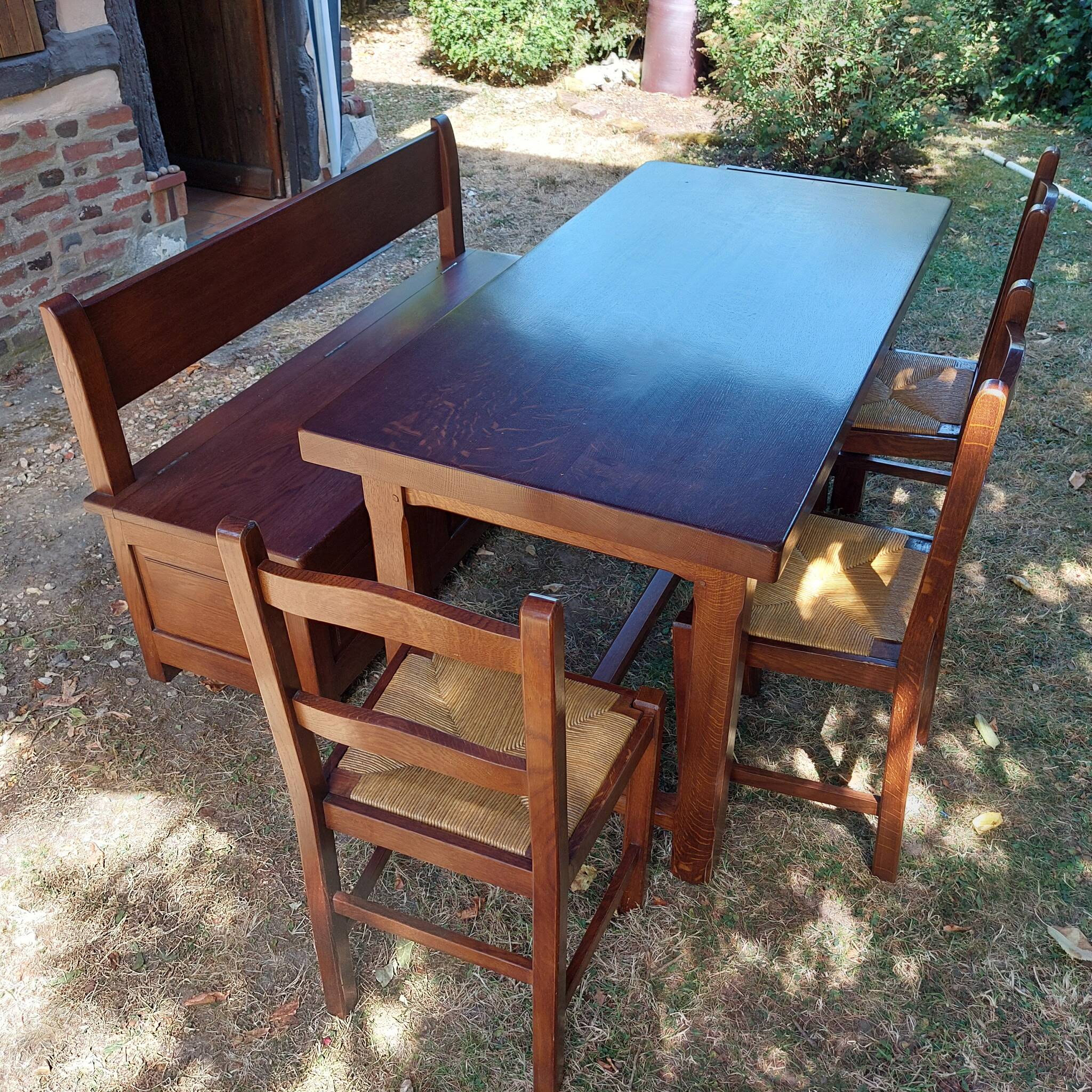 Solid oak farmhouse table + storage bench + 3 chairs + 1 stool