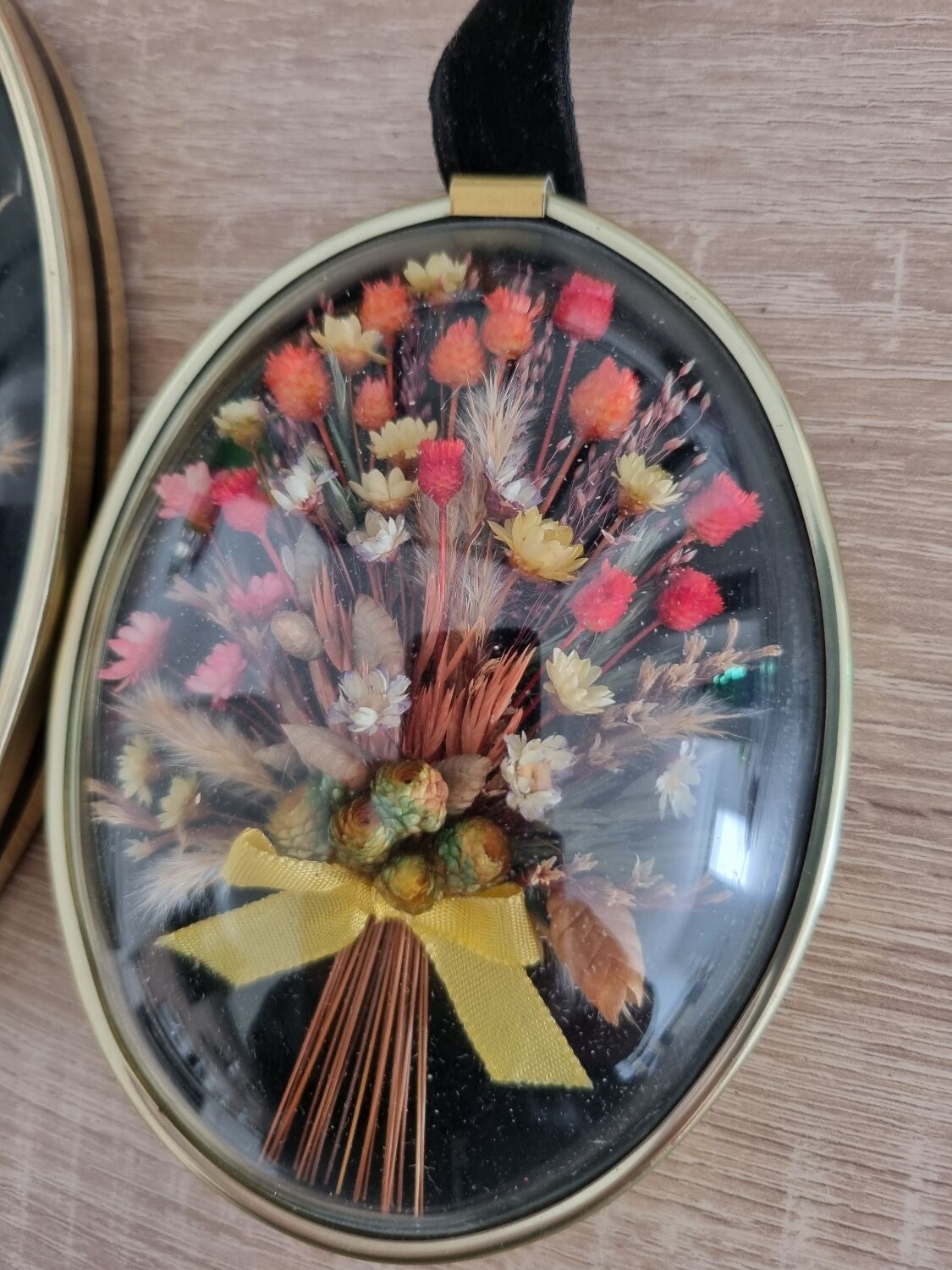 Cadre médaillon fleurs séchées