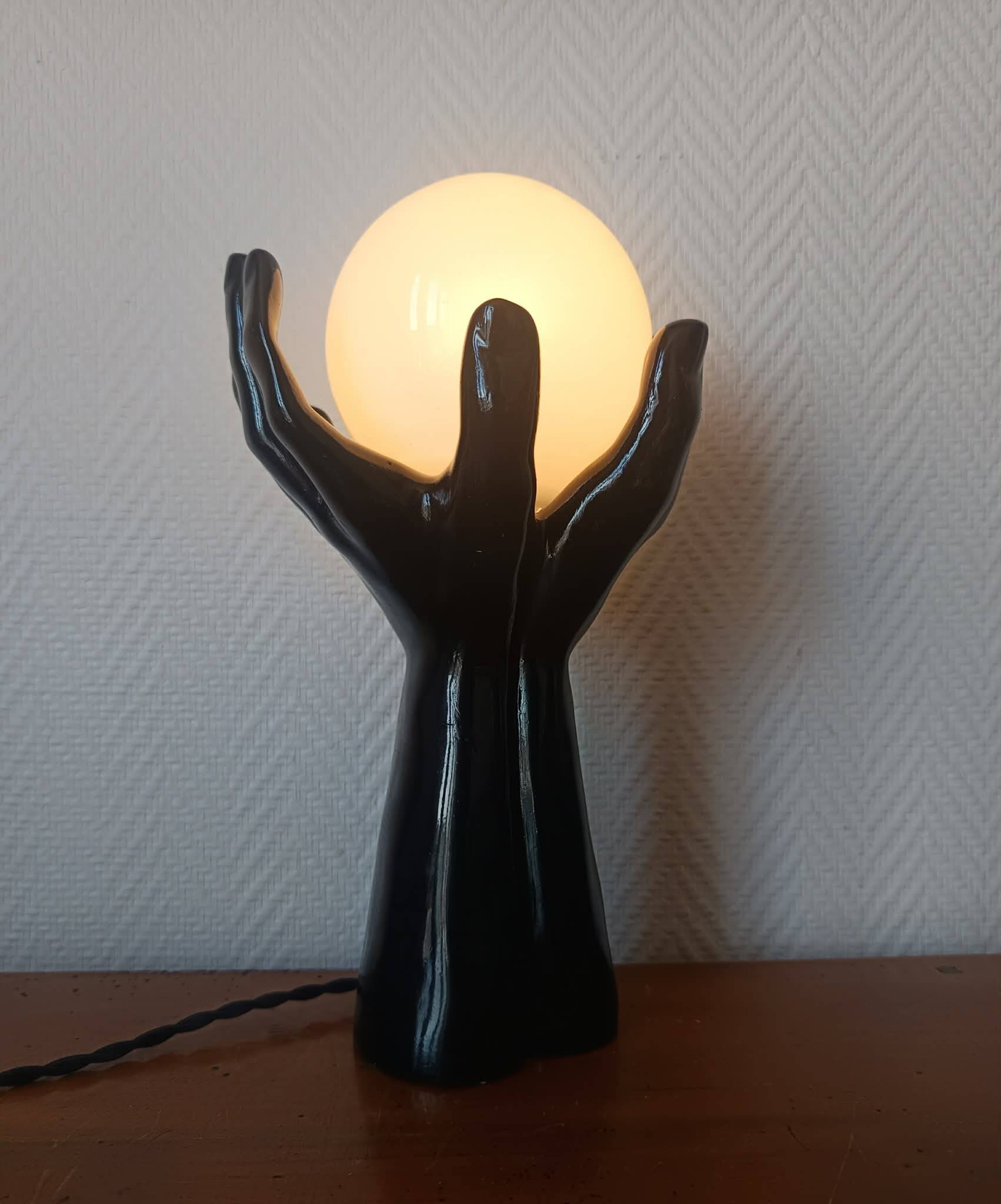 Vintage 1970s mains lamp