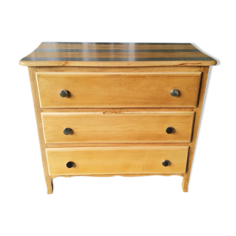 Vintage chest of drawers